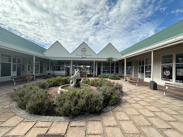 To Let commercial Property for Rent in Plumstead Western Cape